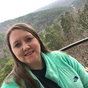 Meet your Posher, Tonya